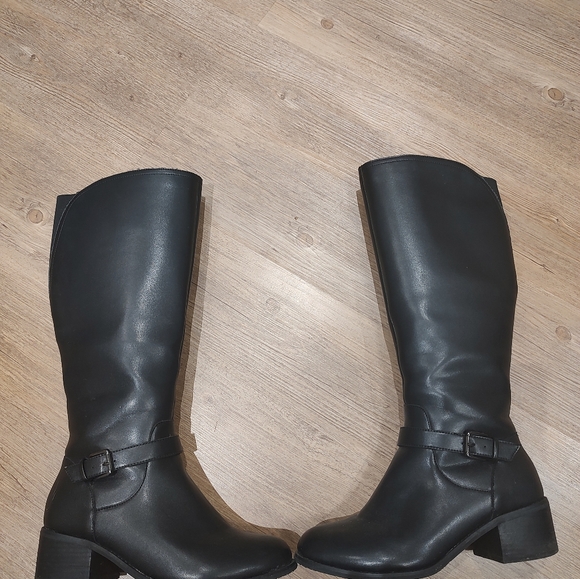 Naturalized black leather boots - Picture 8 of 14